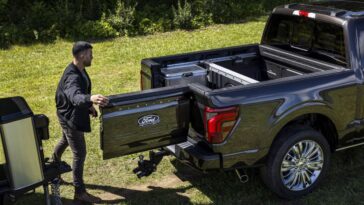 Ford F-150 2024 tem carga útil máxima inferior